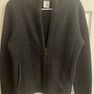 Must 👀 Patagonia Gray Full-Zip Jacket! Womens size Medium! 100% WOOL